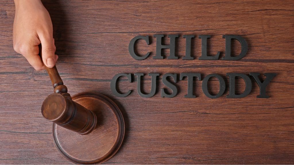 child custody image with judge's gavel